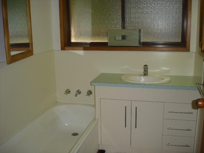 10 Frys Road, Lara VIC 3212