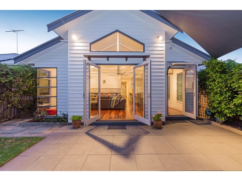 34 Loch Street, East Geelong VIC 3219