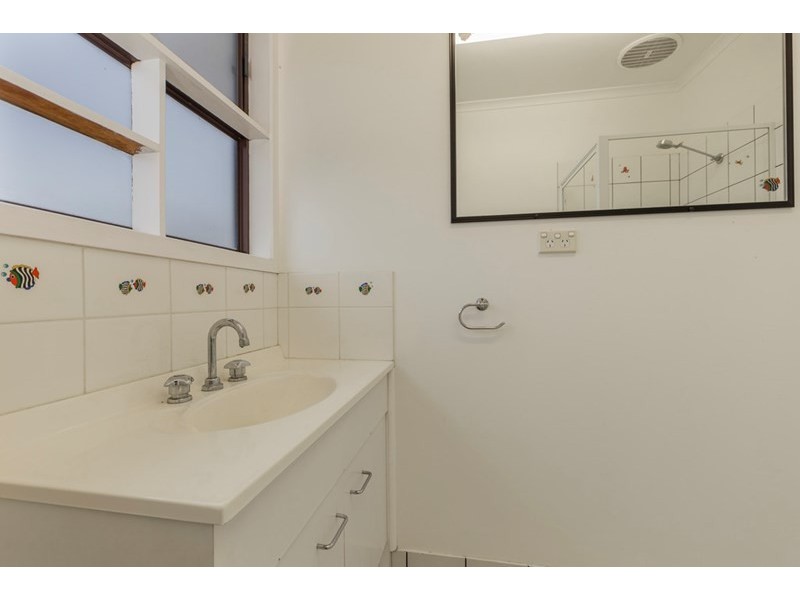 9 Derby Road, Herne Hill VIC 3218