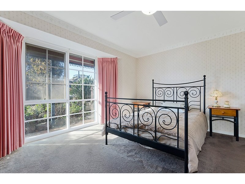 42 Kensington Road, Leopold VIC 3224