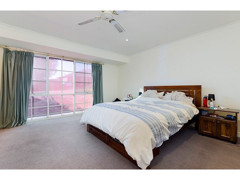 42 Kensington Road, Leopold VIC 3224