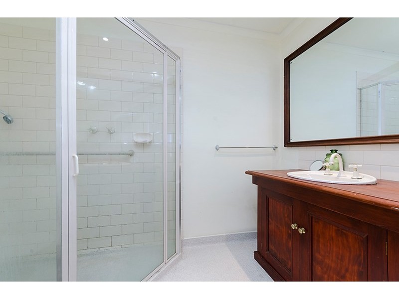 42 Kensington Road, Leopold VIC 3224
