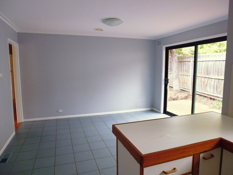 9 Cannes Court, Highton VIC 3216