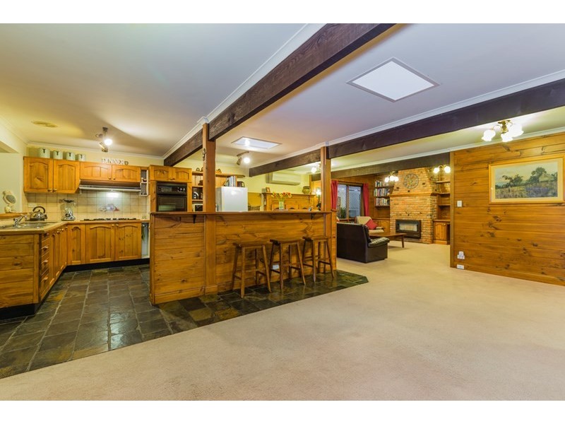 4 Isabella Street, Geelong West VIC 3218