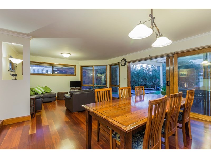 4 Isabella Street, Geelong West VIC 3218