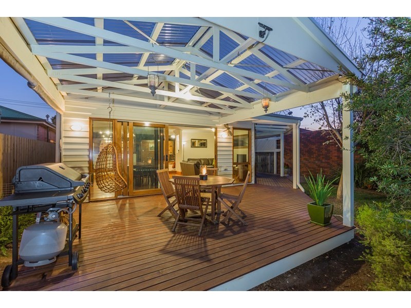 4 Isabella Street, Geelong West VIC 3218