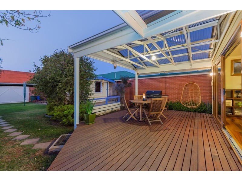 4 Isabella Street, Geelong West VIC 3218