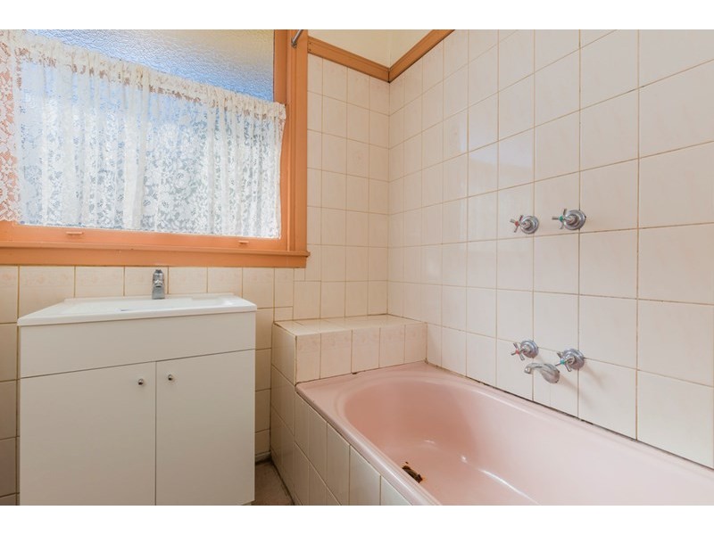 26 Yooringa Avenue, Norlane VIC 3214