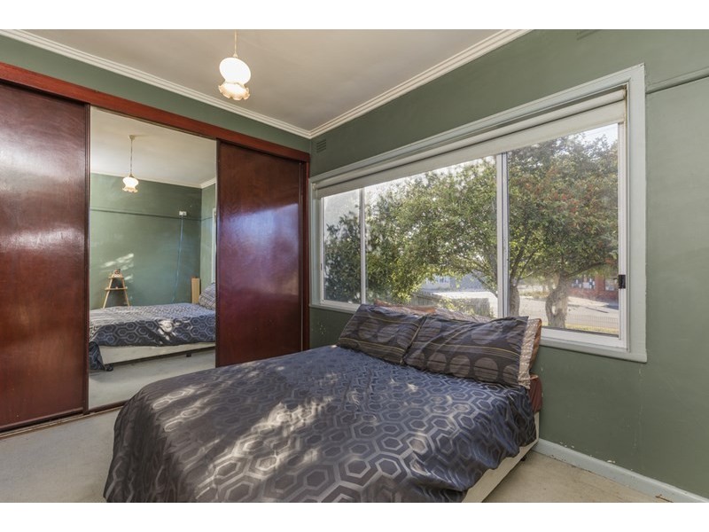 84 Vines Road, Hamlyn Heights VIC 3215