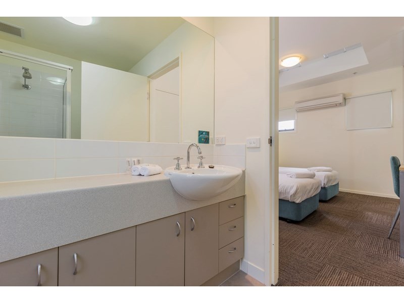 301/16 The Esplanade South, Geelong VIC 3220