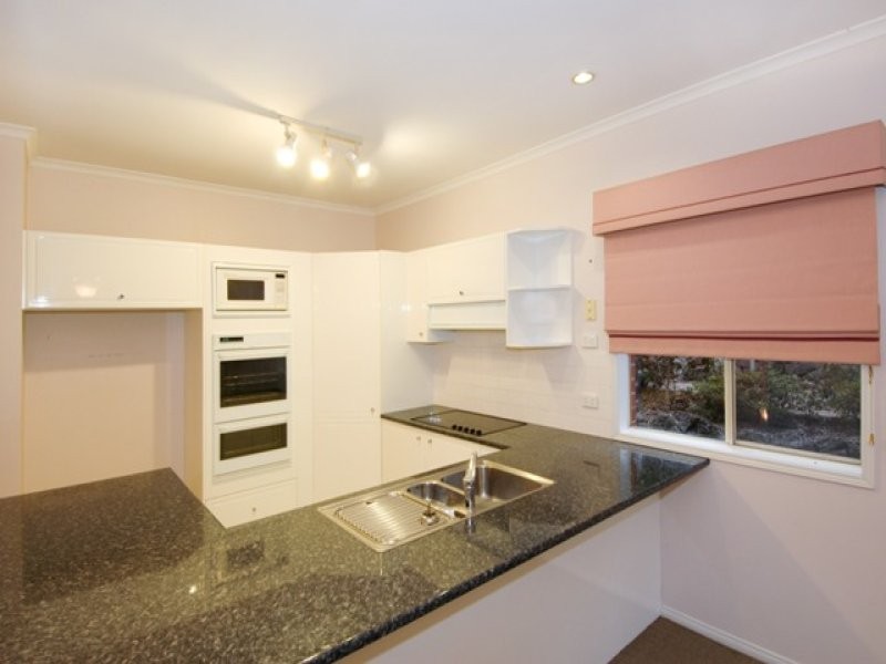 10 Leilani Court, Highton VIC 3216