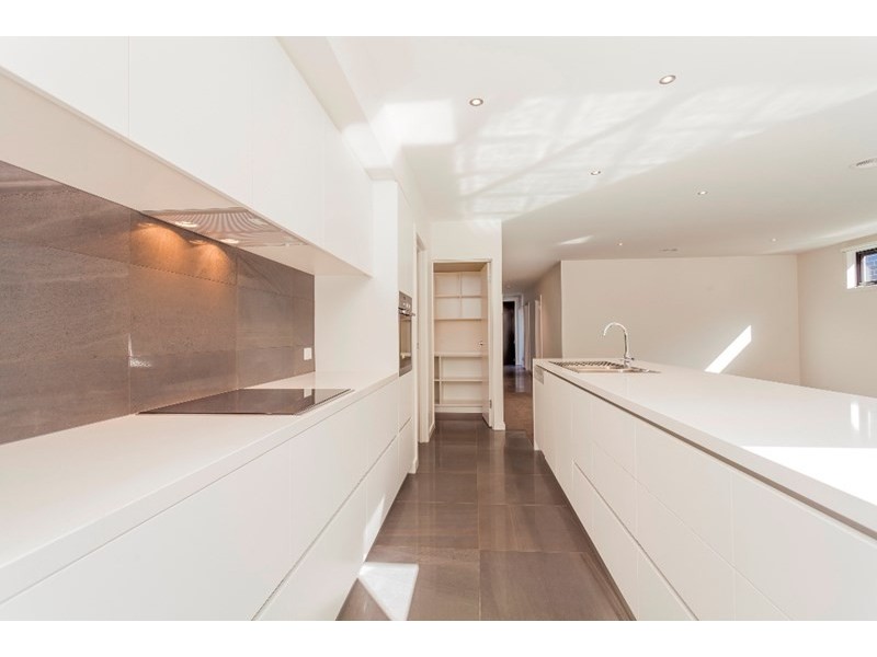 25/12-14 Balcombe Road, Newtown VIC 3220