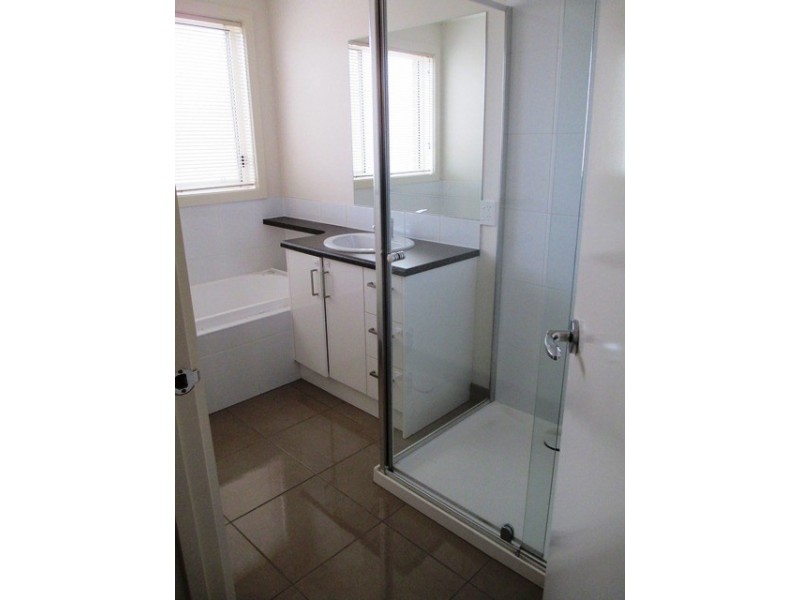 2 Farmland Lane, Leopold VIC 3224