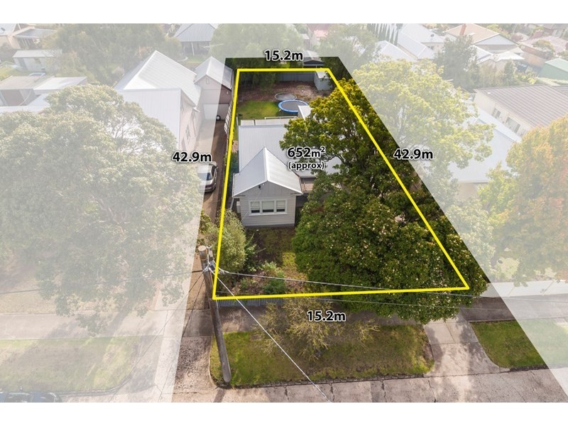 30 Herne Street, Manifold Heights VIC 3218