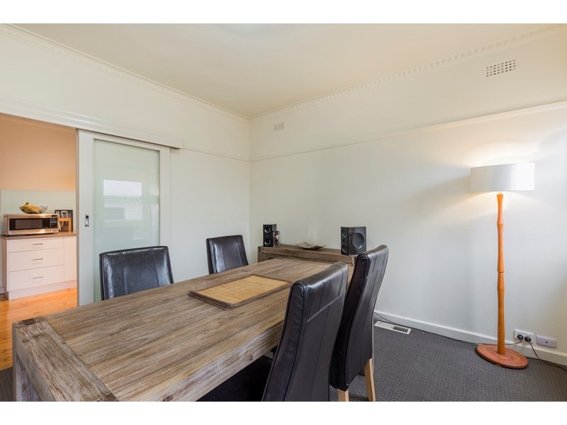 30 Herne Street, Manifold Heights VIC 3218