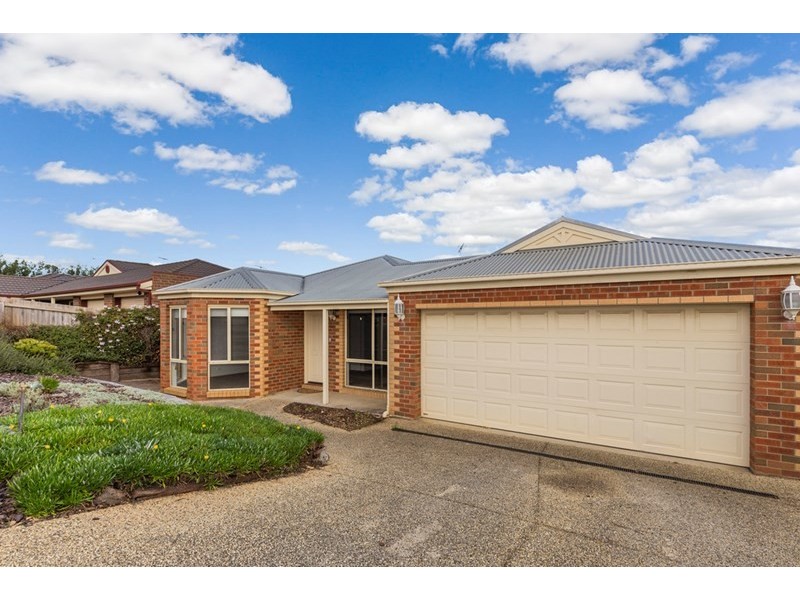 58 Rossack Drive, Waurn Ponds VIC 3216