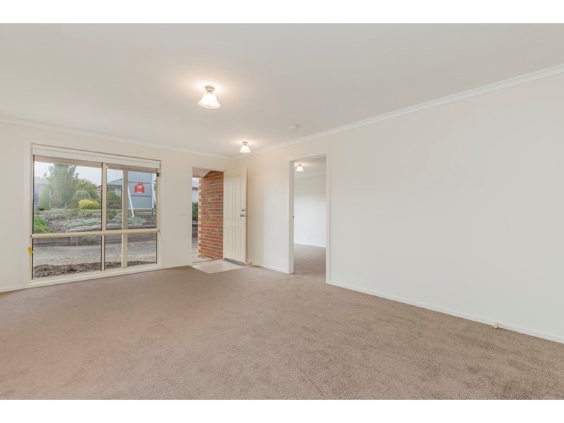 58 Rossack Drive, Waurn Ponds VIC 3216