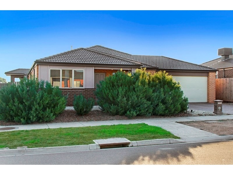 28 Sugargum Drive, Waurn Ponds VIC 3216