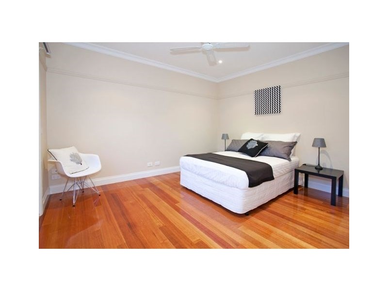 18 Walker Street, Rippleside VIC 3215