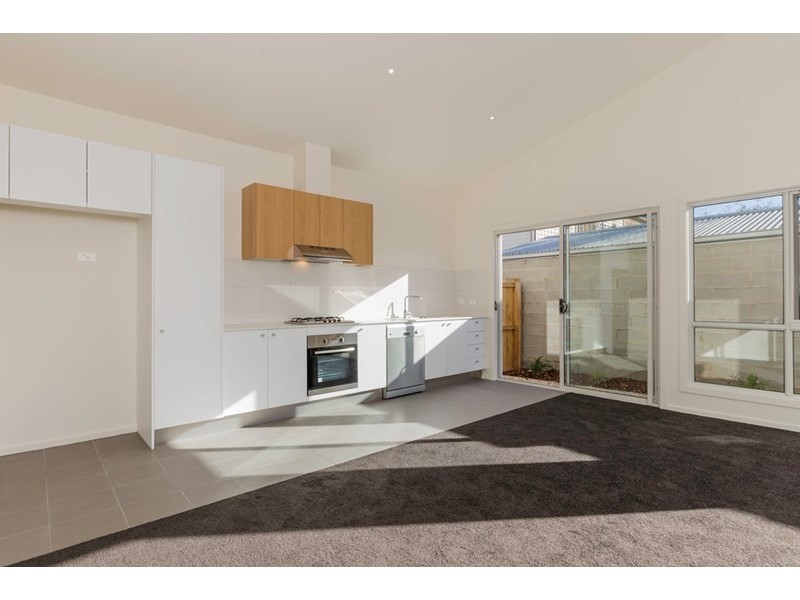 3/54 Percy Street, Newtown VIC 3220