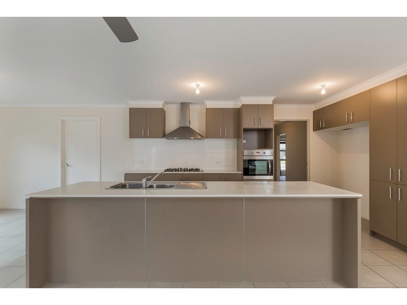 4 Geraghty Court, Lovely Banks VIC 3221