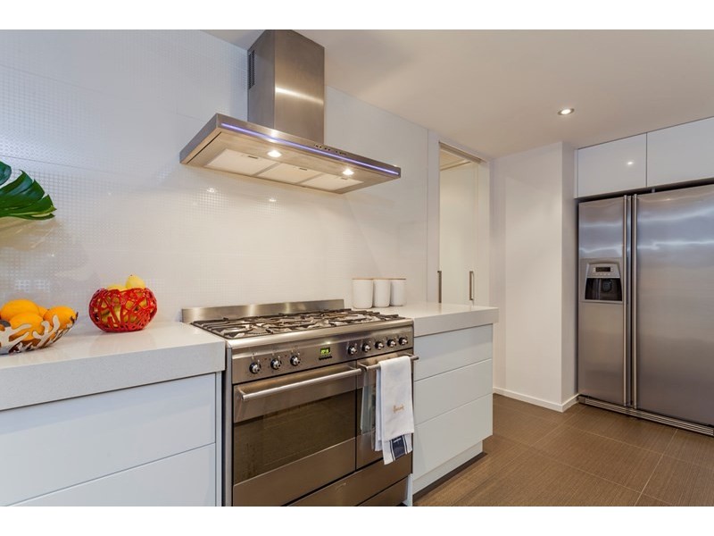 37 Bond Street, Newtown VIC 3220