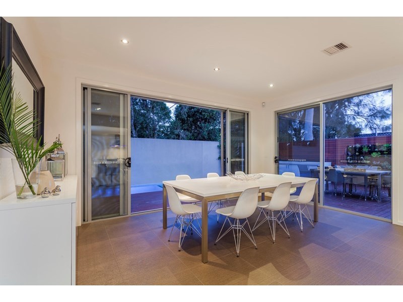 37 Bond Street, Newtown VIC 3220