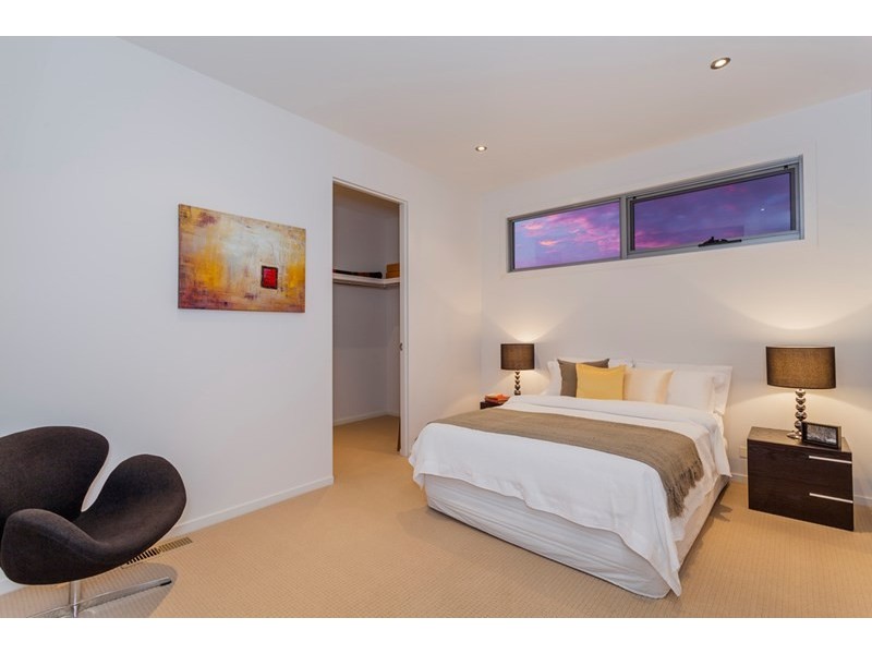 37 Bond Street, Newtown VIC 3220