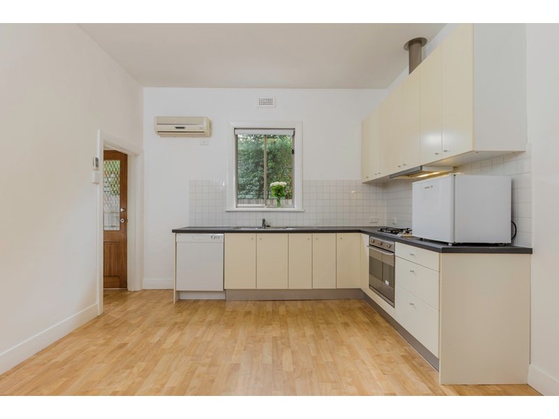 9 George Street, Geelong West VIC 3218