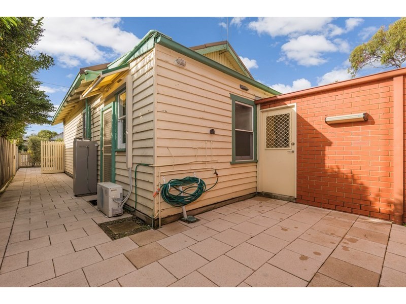 9 George Street, Geelong West VIC 3218