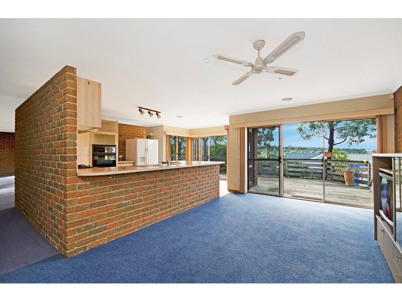 10 Bourbon Way, Waurn Ponds VIC 3216