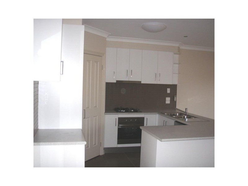 17 Cheltenham Road, Newcomb VIC 3219