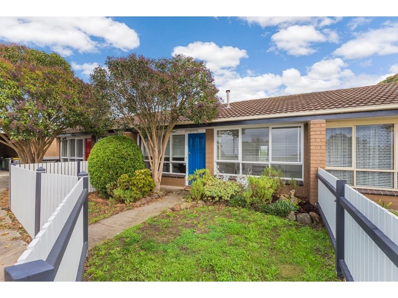 2/7 Azilemot Avenue, Herne Hill VIC 3218