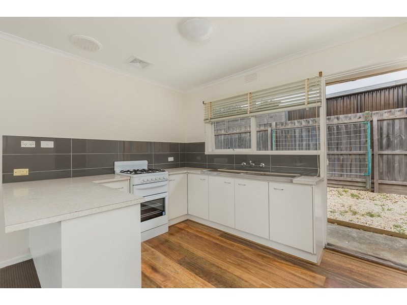 3/7 Azilemot Avenue, Herne Hill VIC 3218