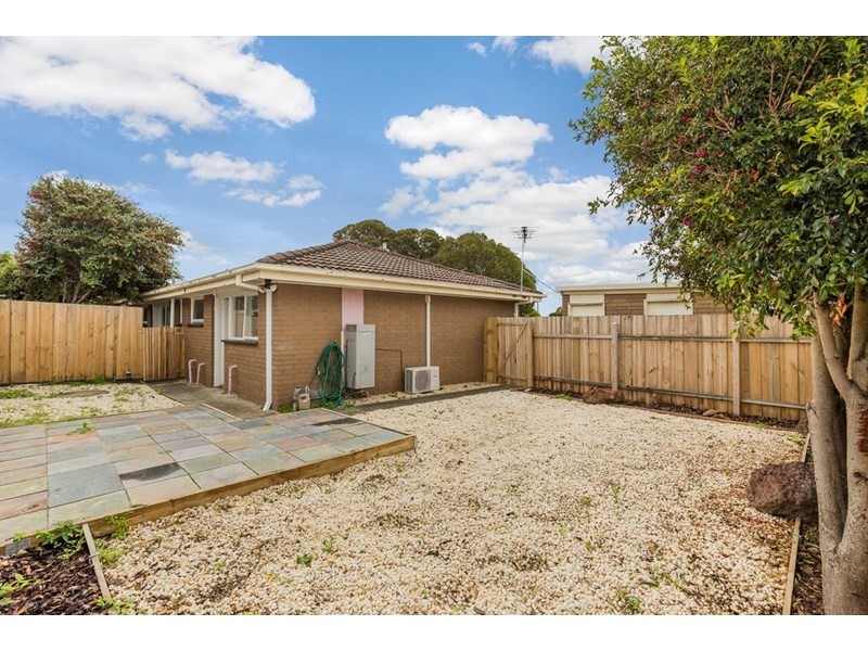 3/7 Azilemot Avenue, Herne Hill VIC 3218