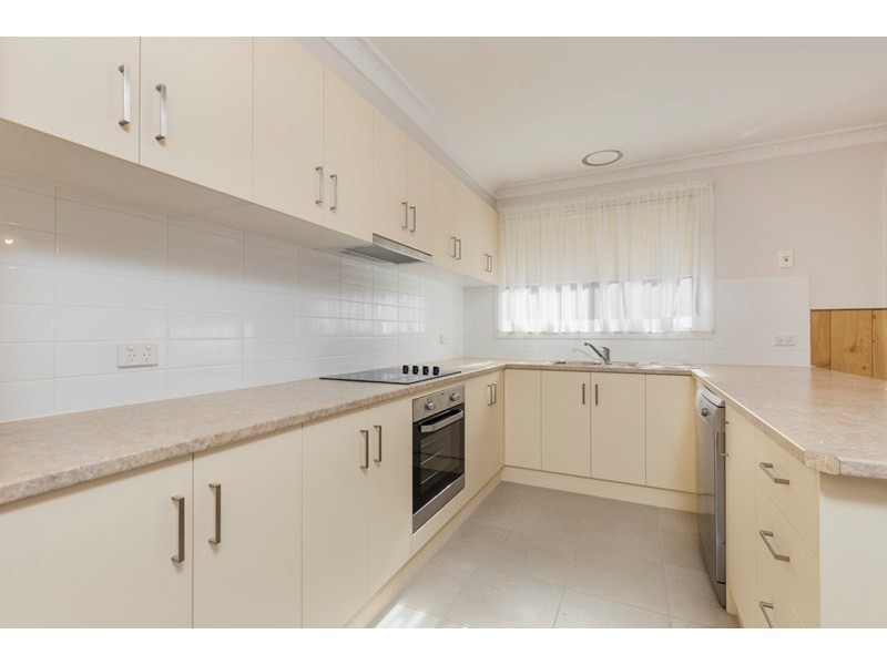 18 Hughes Street, Bell Park VIC 3215