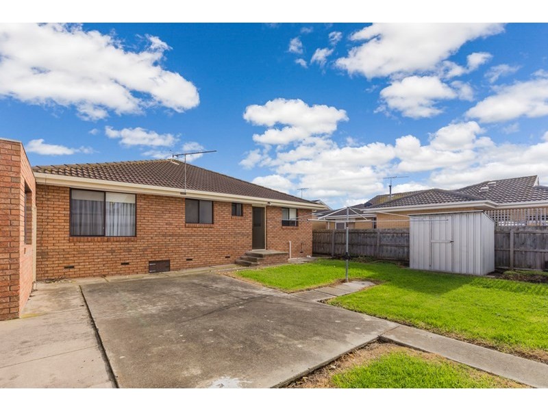 18 Hughes Street, Bell Park VIC 3215
