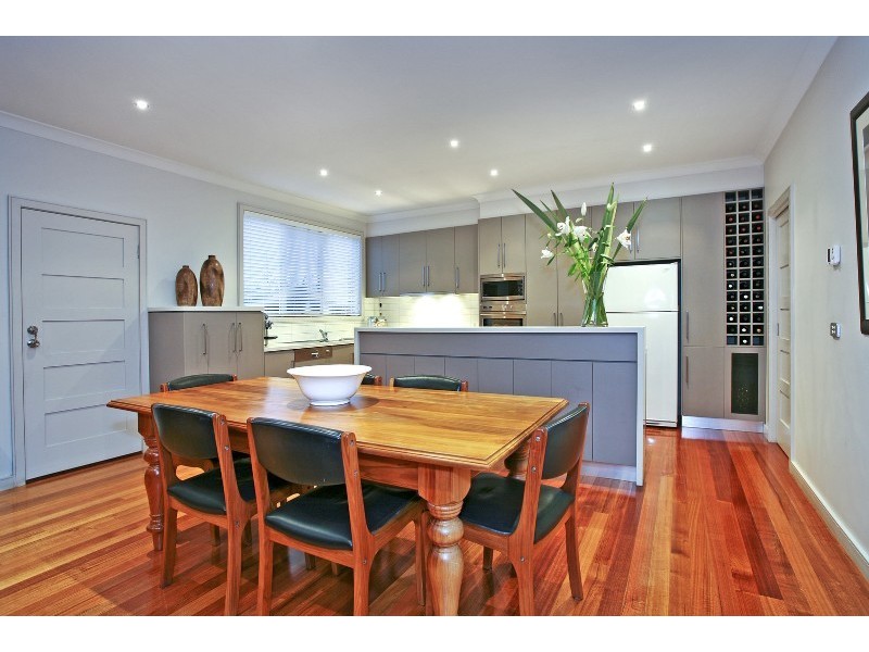 1 Saffron Street, Newtown VIC 3220