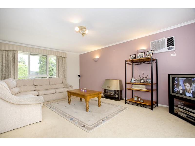 2 Durran Street, St Albans Park VIC 3219
