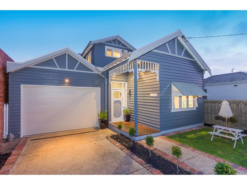 33 Yuille Street, Geelong West VIC 3218