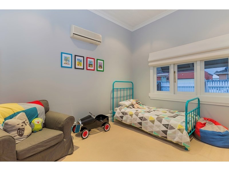 33 Yuille Street, Geelong West VIC 3218