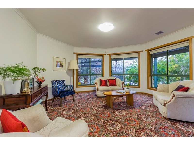 13 Leilani Court, Highton VIC 3216