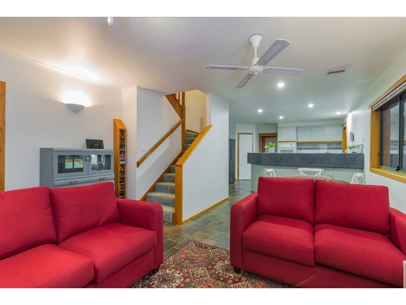 13 Leilani Court, Highton VIC 3216