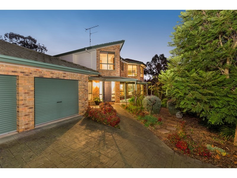 13 Leilani Court, Highton VIC 3216