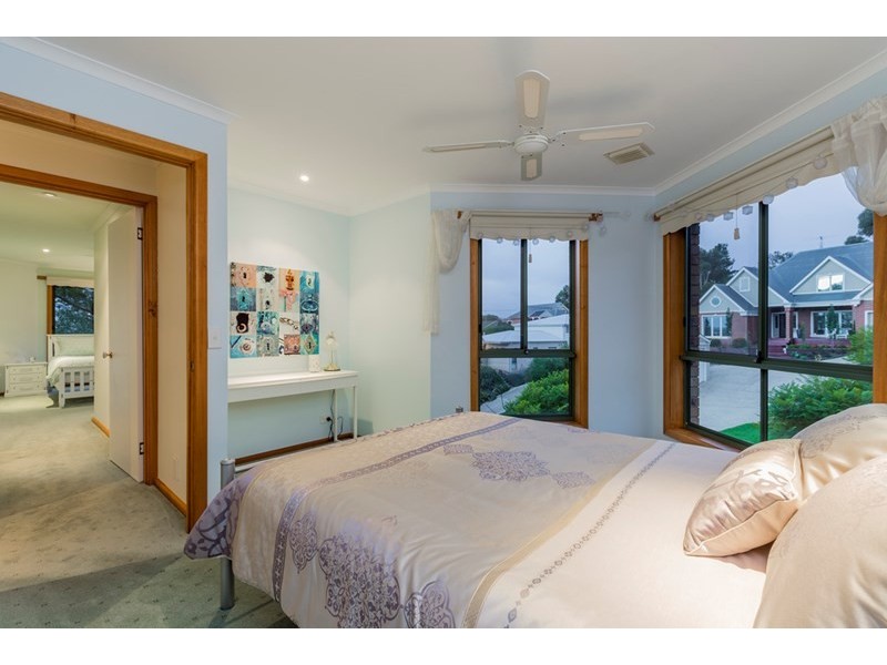 13 Leilani Court, Highton VIC 3216