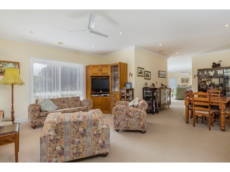 10-12 Filbay Crescent, Drysdale VIC 3222