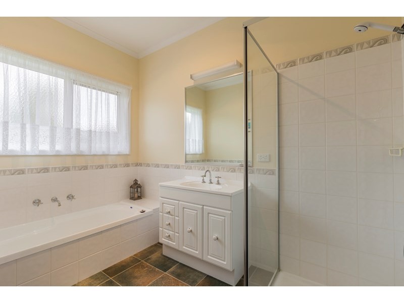 10-12 Filbay Crescent, Drysdale VIC 3222