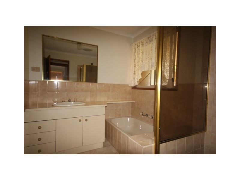 1/53 Bellnore Drive, Norlane VIC 3214