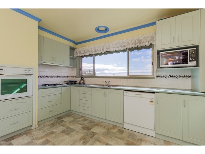 24 Victoria Terrace, Belmont VIC 3216