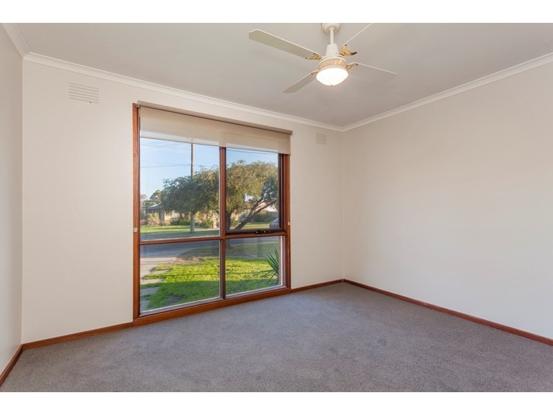 1/35 East End Crescent, St Albans Park VIC 3219